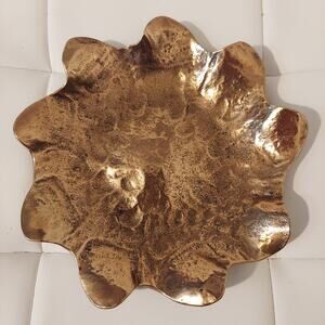 Signed "MATERN" Hand Sculpted Studio Art 8" Dish
